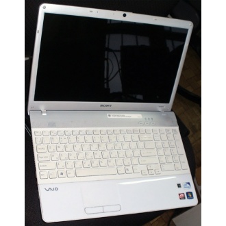 Ноутбук Sony Vaio VPCEB3E1R (Intel Pentium P6100 (2x2.0Ghz) /4096Mb DDR3 /320Gb /Radeon HD5470 /15.5" TFT 1366x768) - Обнинск